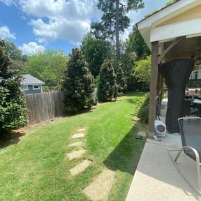 gardening service by Lando Lawn Care & Landscaping reviewed on August 15, 2025