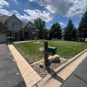 grass cutting by Curry&#039;s mowing reviewed on July 24, 2022