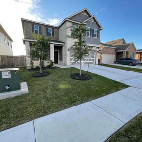 grass cutting by Milteemowing lawncare reviewed on August 18, 2025