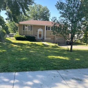 yard service by Big Daddy’s Lawn Care reviewed on November 23, 2025