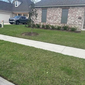 lawn care by Good Guys Lawn and Fence reviewed on August 16, 2025