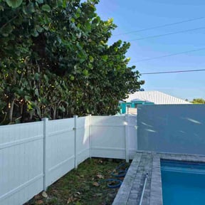 Bush Trimming by MoGo Landscaping, LLC reviewed on November 10, 2025