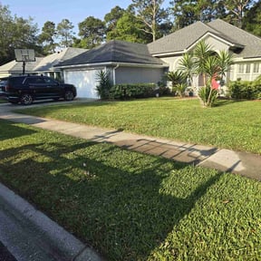 yard maintenance by Keiths Landscaping reviewed on August 19, 2025