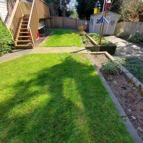 yard service by Priority Cutz Lawn Care reviewed on August 21, 2025