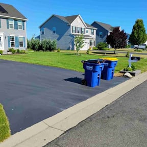 residential landscaping by Blazin Scapes LLC reviewed on August 20, 2025