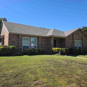 Bush Trimming by CRP Landscape reviewed on October 21, 2025