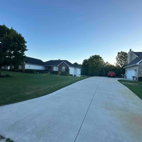 yard service by SGP Lawn Services reviewed on August 15, 2025