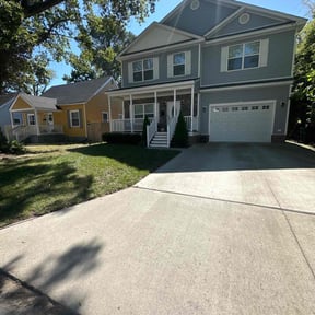 landscape maintenance by Frederickson Lawn Management reviewed on August 17, 2025