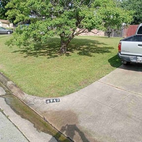 yard care by Vexs Lawncutters reviewed on August 18, 2025