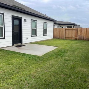 lawn service by Herrera and Sons Lawn Care reviewed on April 24, 2024