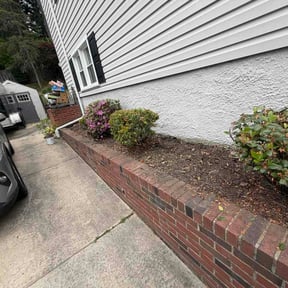 Flower Bed Weeding by Better Care Lawn Service reviewed on May 31, 2026