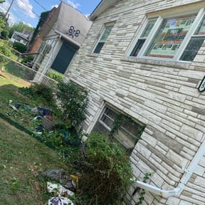 Bush Trimming by Johnson Family Lawn Service reviewed on August 15, 2025