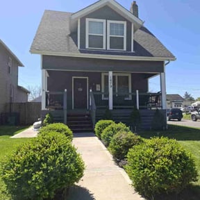 yard maintenance by SON SHINE LAWNS LLC reviewed on August 18, 2025