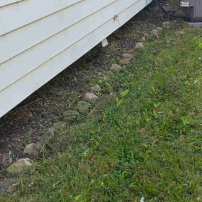 Flower Bed Weeding by Taylor’d Lawn Experience reviewed on August 17, 2025