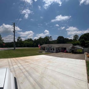 landscaping by Tim's Discount Lawn reviewed on August 16, 2025