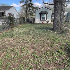 Leaf Removal by Legacy Landscaping reviewed on August 24, 2026