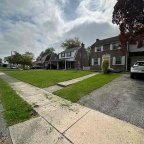 yard maintenance by Quality cuts reviewed on August 20, 2025