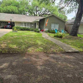 Leaf Removal by MJ Lawn reviewed on April 10, 2026