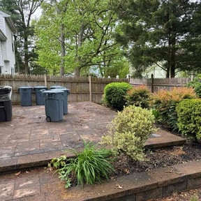 Leaf Removal by S & G Landscaping Inc reviewed on September 24, 2025