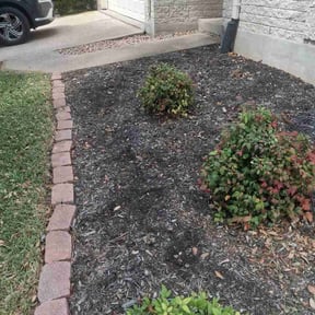 Leaf Removal by Brakefield Landscaping reviewed on April 29, 2026