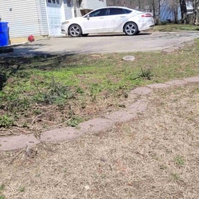 Leaf Removal by SPENCER'S LEAF and lawn care reviewed on September 24, 2025