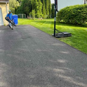 yard service by Andrew Croteau reviewed on August 20, 2025