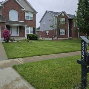 residential landscaping by Thatsmydadlawncarellc reviewed on August 19, 2025