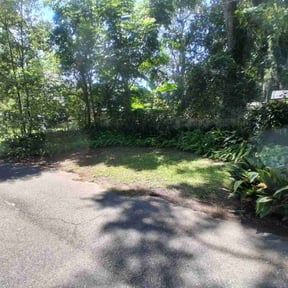 Bush Trimming by LI LawnCare reviewed on July 12, 2025