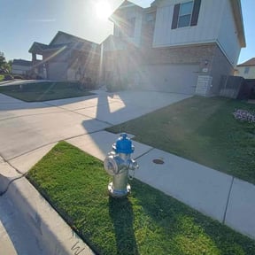 lawn maintenance by Daddy's Lawn Care Service reviewed on October 20, 2023