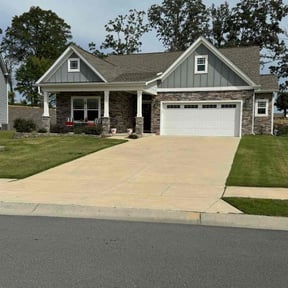 lawn care by Lawn Care Pro Plus reviewed on August 19, 2025