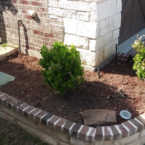 Flower Bed Weeding by Biggers Landscaping reviewed on August 15, 2025