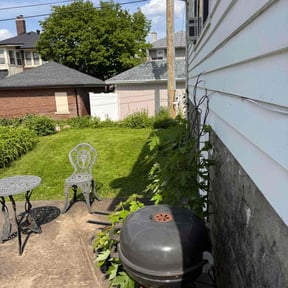 lawn care by Go Green Electric Lawncare reviewed on April 10, 2024