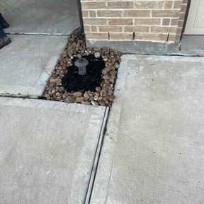 Mulching by LEL landscape reviewed on April 17, 2024