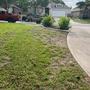 Leaf Removal by Supaman lawncare reviewed on September 24, 2025