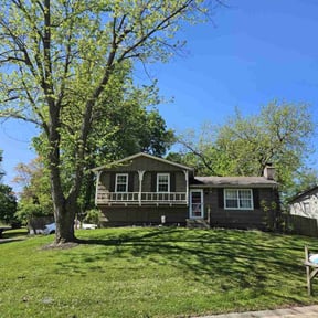 yard service by J&amp;D's LawnStarz Snow And Mow LLC reviewed on December 1, 2025