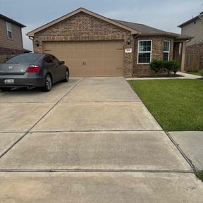 landscaping by A1 Reliable Lawn care Services reviewed on August 21, 2025