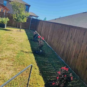 Flower Planting by Pro-Lawn-Care 1 reviewed on May 10, 2025