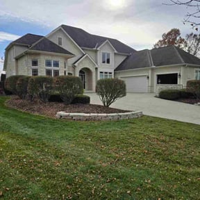 Bush Trimming by ON THE RIGHT TRACK PROPERTY MAINTENANCE reviewed on November 27, 2025