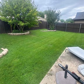 landscaping services by Carlos One Stop Landscaping reviewed on April 22, 2025