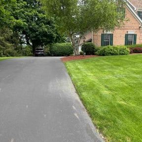yard maintenance by KKKIPO reviewed on August 21, 2025