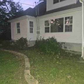 Flower Bed Weeding by TruGreen LawnCare reviewed on July 29, 2026