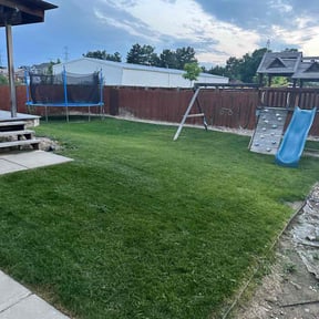 landscape maintenance by Hiestand's Concrete Services reviewed on December 3, 2025