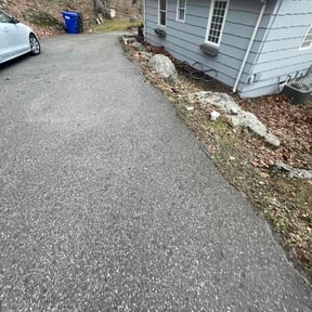 Leaf Removal by Music City Mowz reviewed on April 20, 2026