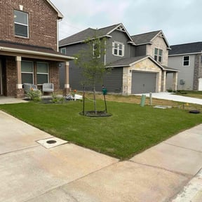 landscaping services by Integrity Lawn Care reviewed on December 10, 2025