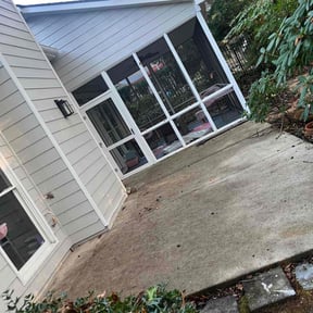 Leaf Removal by TOMS - Total Outdoor Maintenance reviewed on September 6, 2025