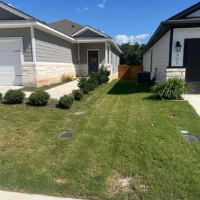 lawn maintenance by Landscaping by Jay reviewed on August 16, 2025