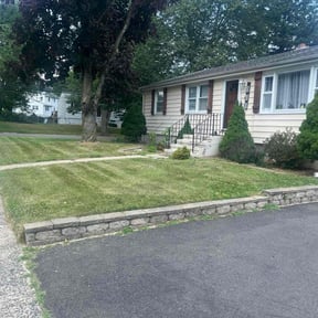 lawn care services by Mr. Jims&#039; Lawn Care L.L.C reviewed on April 30, 2024