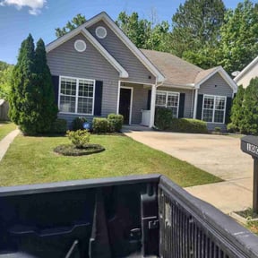 Bush Trimming by Barnes Lawn Care reviewed on August 18, 2025