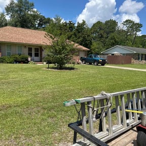 landscape maintenance by Better Essence Lawn Care reviewed on August 21, 2025