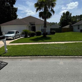 yard care by RainCityLandscapes reviewed on August 21, 2025